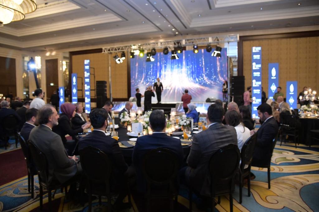 Başkan Oğuz'a “Yerelde Vizyon Proje” ödülü