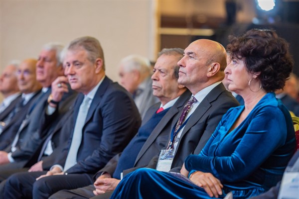 Başkan Soyer: “Bu İzmir’in hem hakkı hem sorumluluğudur”