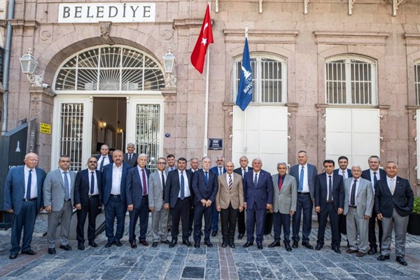 Başkan Soyer, esnaf teşkilatını ağırladı