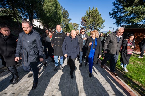 Başkan Soyer: “Hak ettiği hizmeti İzmir'e getirdiğimiz için gururluyuz”