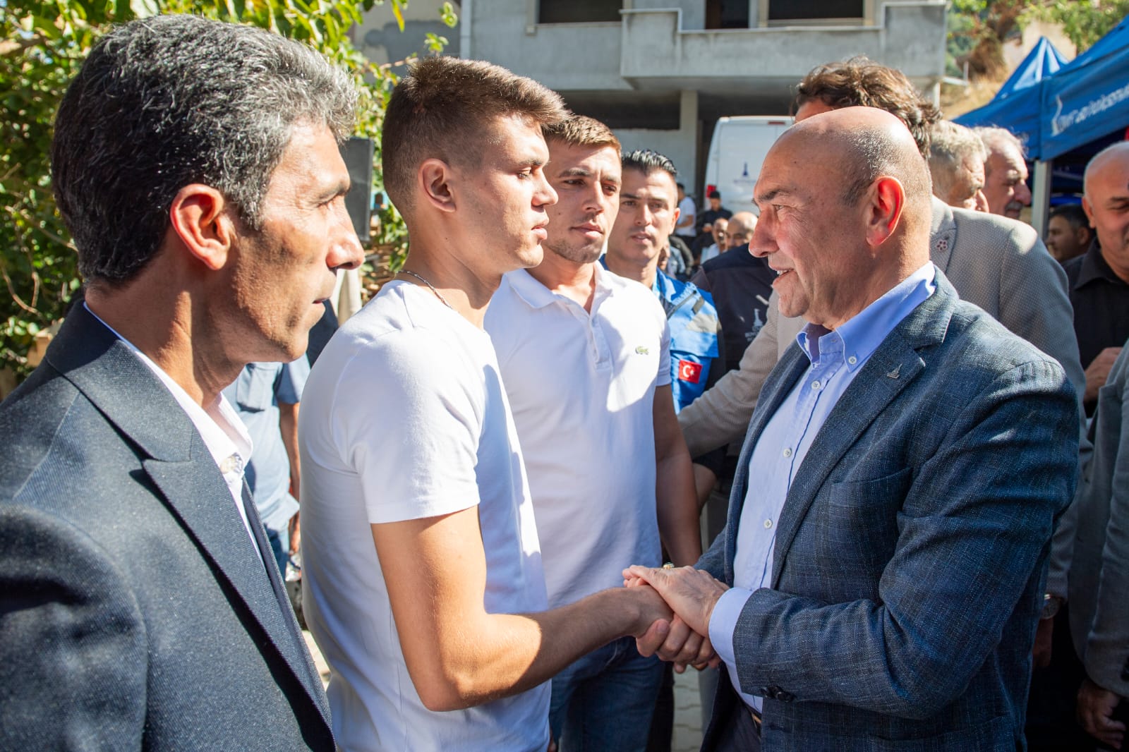 Başkan Soyer şehit Ünal Sipahi'nin mevlidine katıldı