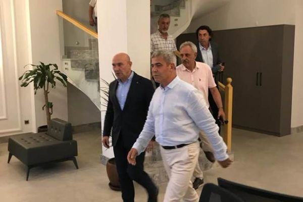 Başkan Soyer, Selçuk Esnaf ve Sanatkarlar Kredi ve Kefalet Kooperatifi'ni ziyaret etti