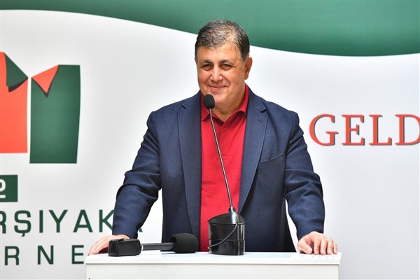 Başkan Tugay'dan Karşıyaka’ya destek mesajı