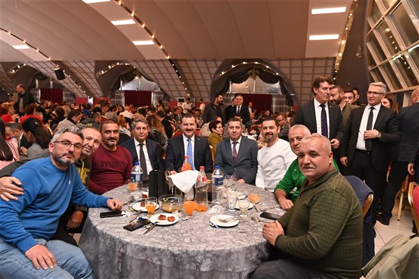 Başkan Yılmaz, öğretmenlerle bir araya geldi 