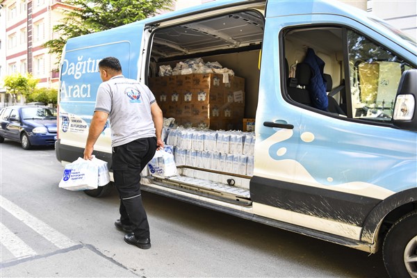 Başkentte 45 bin aileye toplam 300 bin litre süt veriliyor
