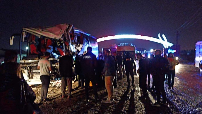 Batman'da kaza: 1 ölü, 22 yaralı