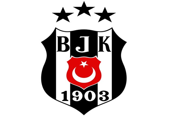 Beşiktaş Başkanı Çebi, futbolcularla iftarda buluştu