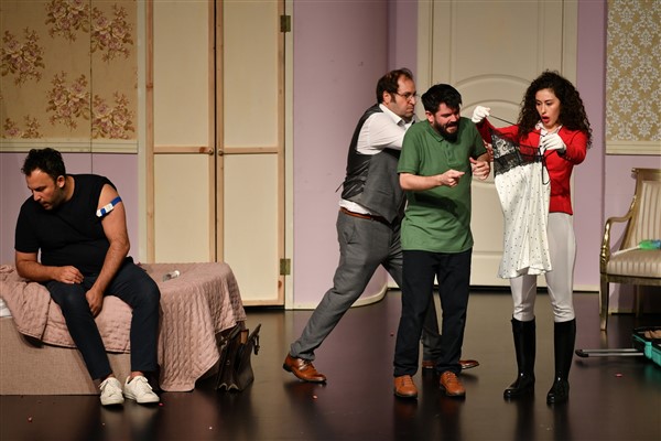 Beylikdüzü’nde kültür sanat sezonu açıldı