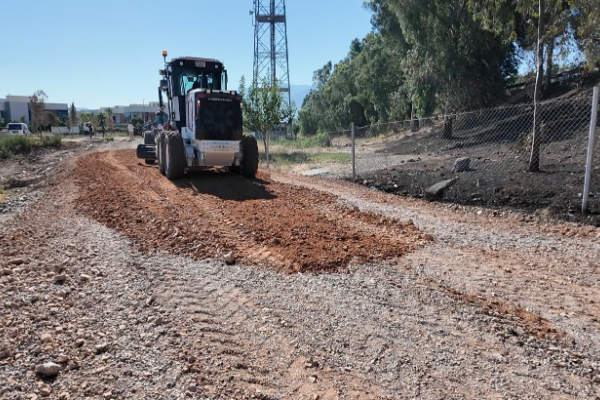 Bornova'da 6 bin 200 sokaktaki alternatif araç yolu yapım çalışmalarına başlandı