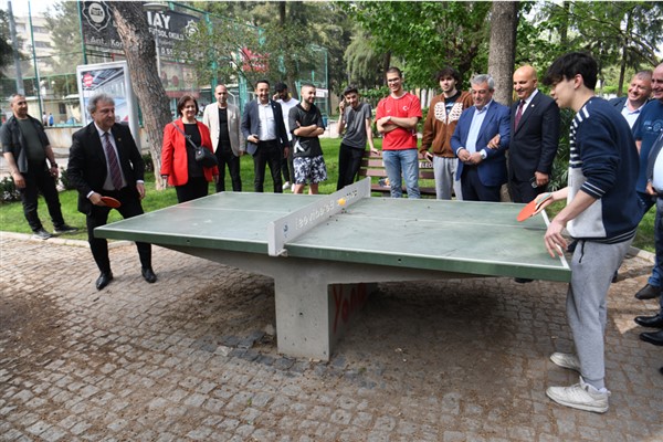Bornova’da masa tenisi heyecanı başlıyor