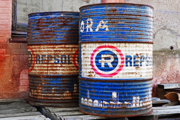Brent Petrol varil fiyatı 95 dolara kadar geriledi
