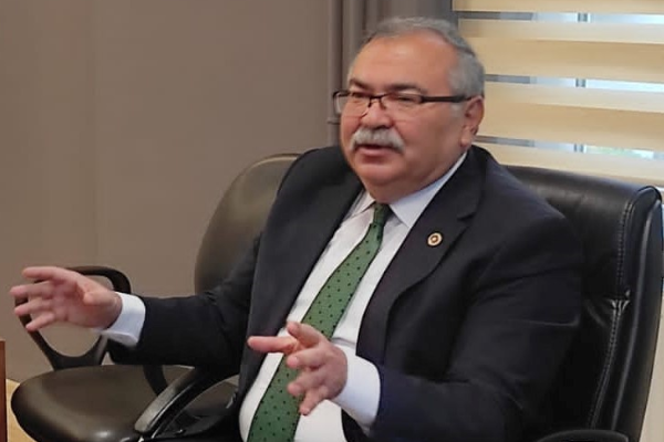 Bülbül: “Çalışanına süt parasını çok gören Migros işçilere haklarını teslim etmeli”