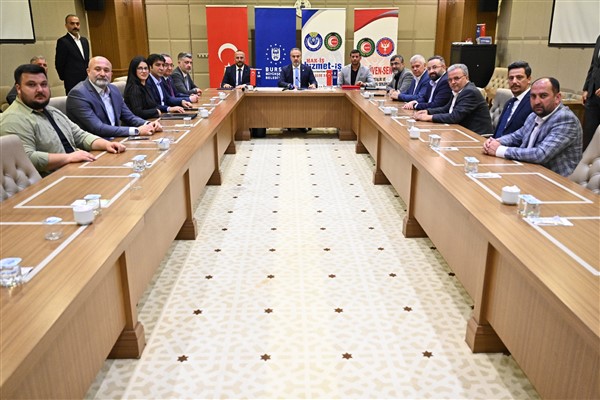 Bursa Büyükşehir, İşçi Bayramı’nda toplu sözleşme ek protokolü imzaladı
