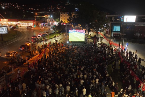 Bursa'da Milli Takım coşkusu yaşandı