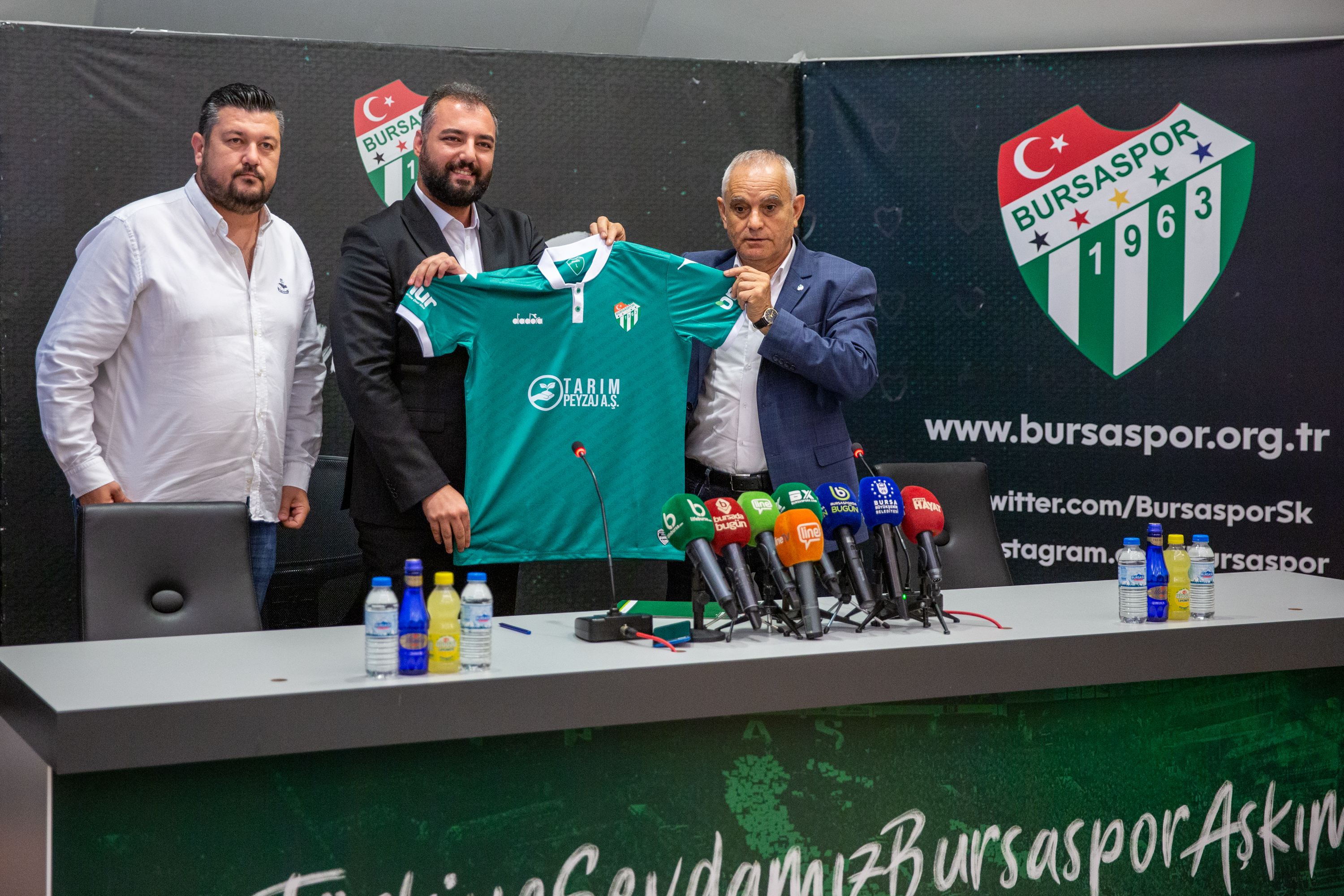 Bursaspor'a yeni forma sponsoru