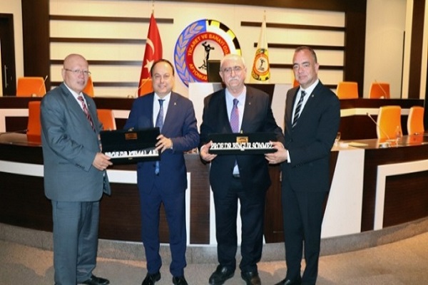 “Büyük Taarruz’u En Güzel Anlatanlar Afyonkarahisar’da” paneli düzenlendi