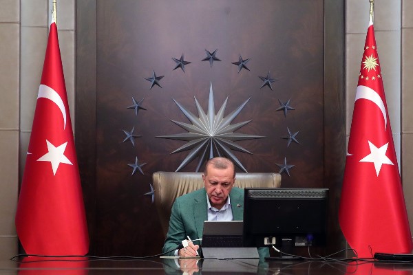Büyükelçi kararnamesi ile idari ve adli yargı atamaları Resmi Gazete'de yayımlandı
