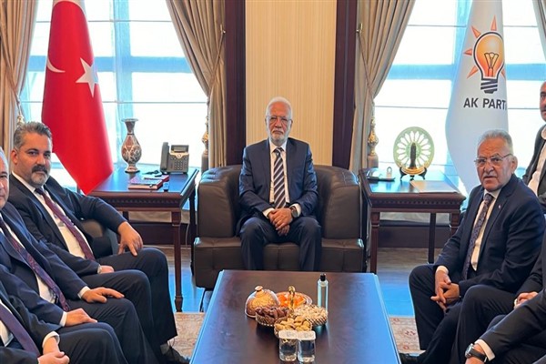 Büyükkılıç, Elitaş ve Ala'dan  Başkan Yılmaz’a ziyaret