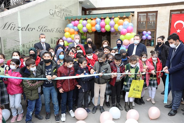 Büyükşehir geçmişi geleceğe taşıyor