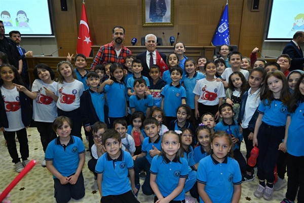 Büyükşehir Meclisi’nde söz hakkı çocukların 