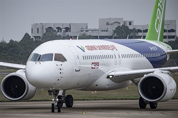 C919 yolcu uçağının test uçuşları sürüyor
