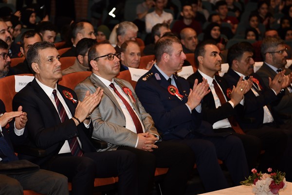 Çanakkale Zaferi’nin 109. yılı Esenyurt’ta kutlandı