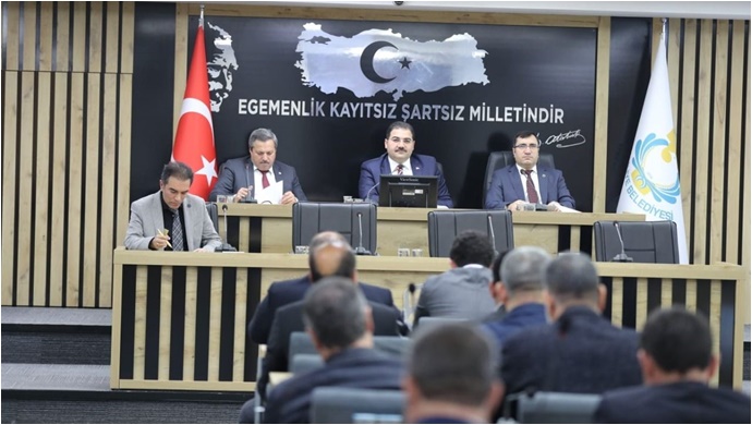Canpolat: Ankara'ya Projelerle Gidiyor,Hibelerle Dönüyoruz-(VİDEO)