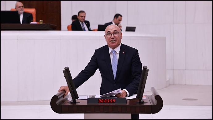 CHP’li Vekil Mahmut Tanal’ın 29 Ekim Mesajı:Cumhuriyet’e Karşı Nankörlük Yapılıyor