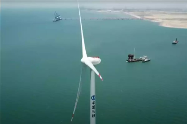 Çin, 252 metre çapa sahip dünyanın en büyük rüzgar türbinini inşa etti