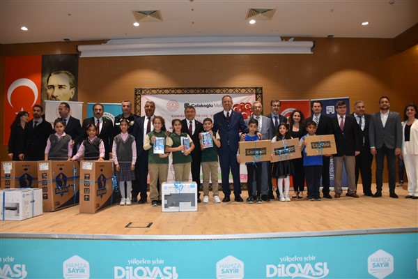 Çolakoğlu Metalurji cumhuriyetin 100. yılında eğitime olan desteğini sürdürüyor