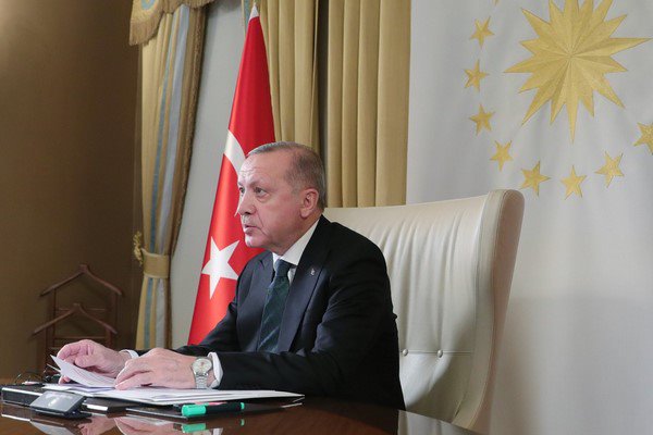 Cumhurbaşkanı Erdoğan: “Ermenistan'a düşen huzurun tesisi için barışın yanında durmaktır”