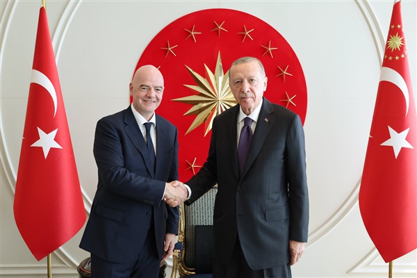 Cumhurbaşkanı Erdoğan, FIFA Başkanı Infantino'yu kabul etti