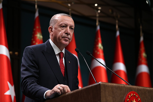 Cumhurbaşkanı Erdoğan, İlahiyat Yıldızları Ödül Töreni'nde konuşuyor