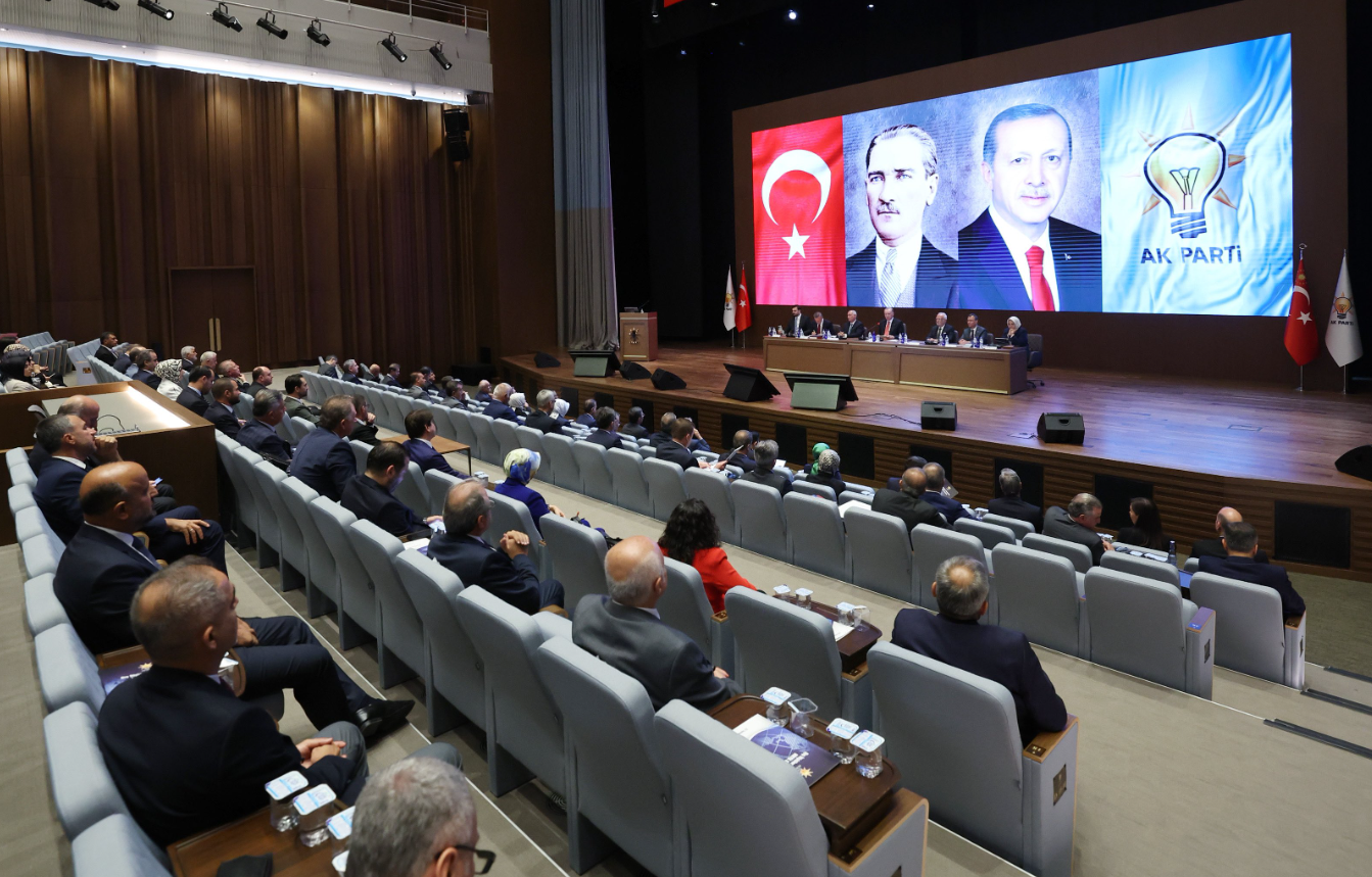 Cumhurbaşkanı Erdoğan'ın başkanlığında AK Parti MKYK toplandı