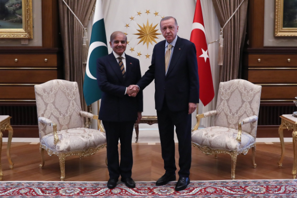 Cumhurbaşkanı Erdoğan, Pakistan Başbakanı Şerif ile ortak basın toplantısı düzenliyor