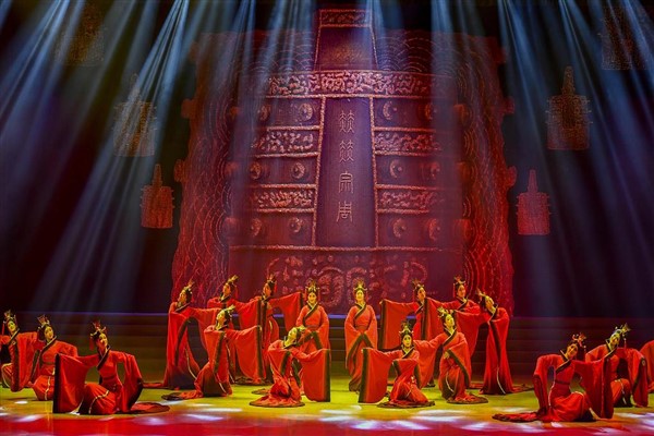 Cumhurbaşkanı Xi'den Çinli sanatçılara cevap mektubu