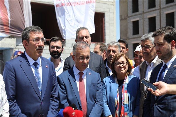 Cumhurbaşkanı Yardımcısı Yılmaz Nurdağı’nı ziyaret etti