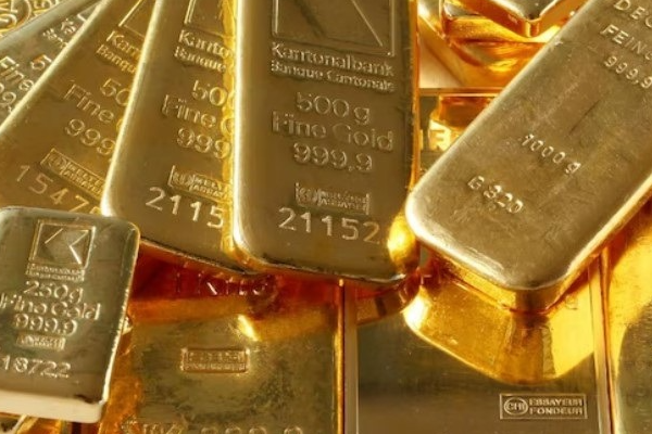 DEĞERLİ METALLER - Fed'e odaklı piyasalarda altın rekor düzeye yakın