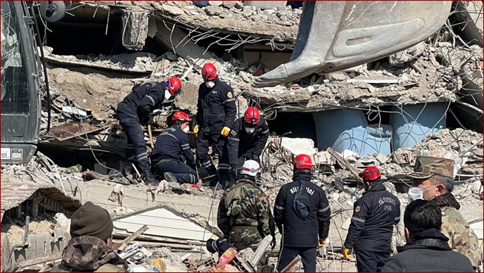 Deprem bölgesinde 68 ülkeden 8 bin 326 personel görev yapıyor