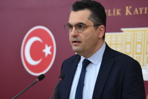 DEVA Partili Dalgın: Fahiş fiyat yapanı aramayın, hükümetin kendisi