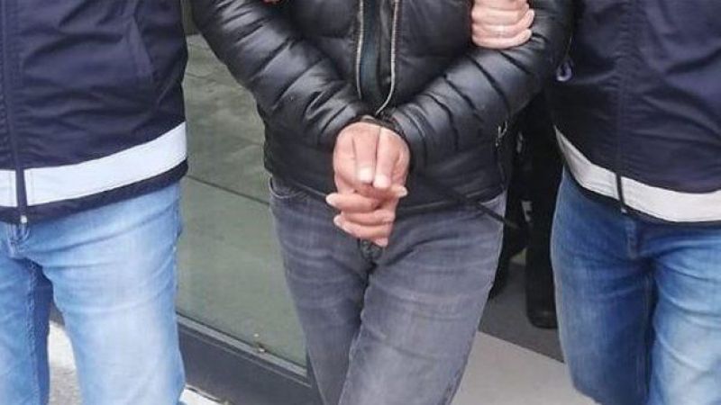 Dolandırıcılıktan aranıyordu: Urfa sınırında enseyi ele verdi