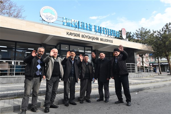 Emekliler Kafeteryası hizmete açıldı