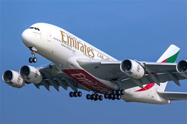 Emirates, yolcularını rezervasyon yapmaya çağırıyor