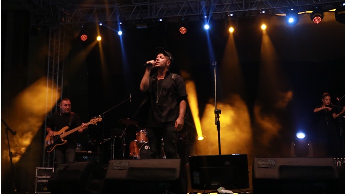 Emre Aydın’dan Şanlıurfa’da Muhteşem Konser-(VİDEO)