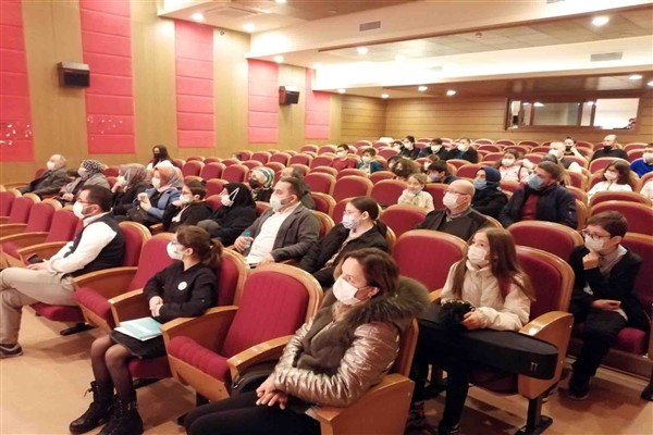 Enderunlular Yeni Medya ile tanıştı