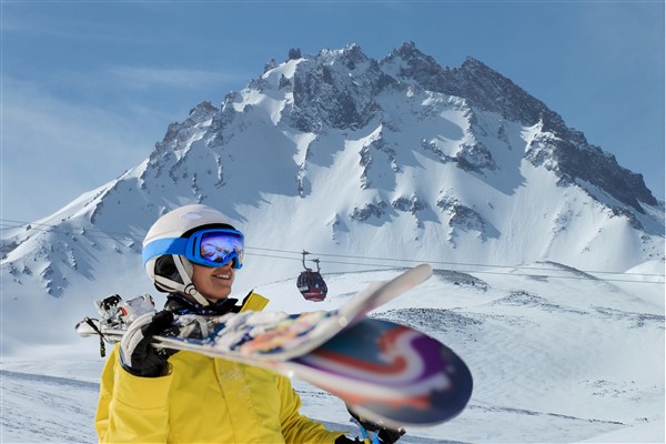 Erciyes Kayak Merkezi pistlerinde ‘yerli ve milli board’ kullanılacak