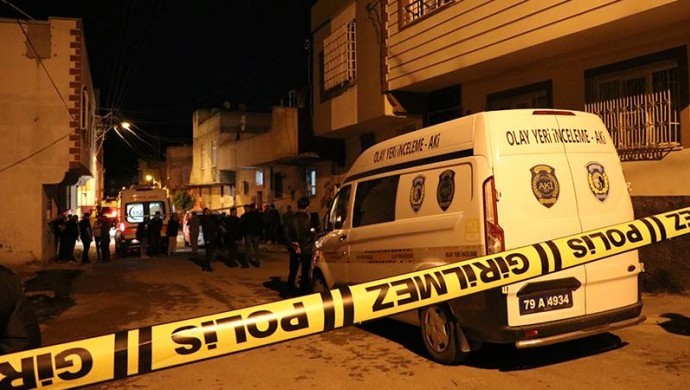 Erkek şiddeti: Eşini ve 3 çocuğunu katletti