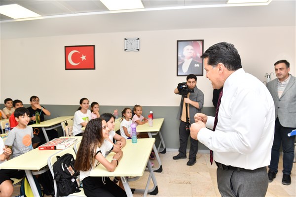 Esenyurt’ta Yaz Kültür Sanat Okulları başladı 