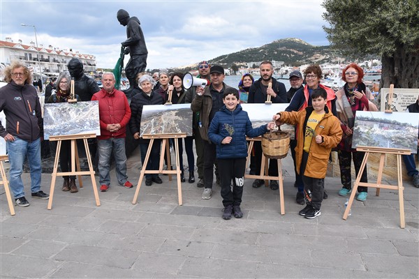 Foça'da taş ocaklarına karşı fotoğraf sergisi açıldı