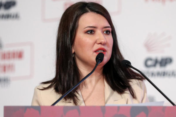 Gökçen: 